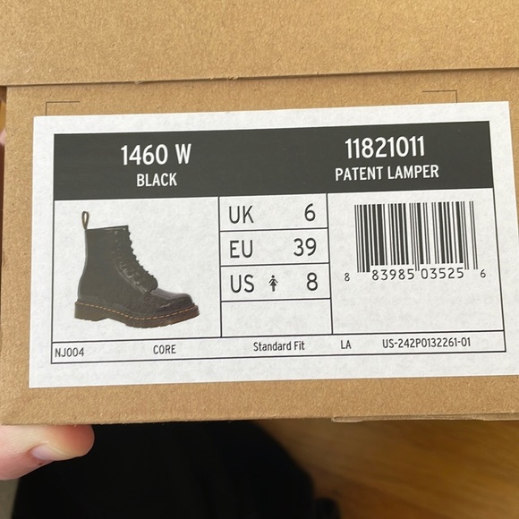 Dr Martens 1460 Black Patent Leather Combat Boots Women Size 8 - Picture 15 of 16